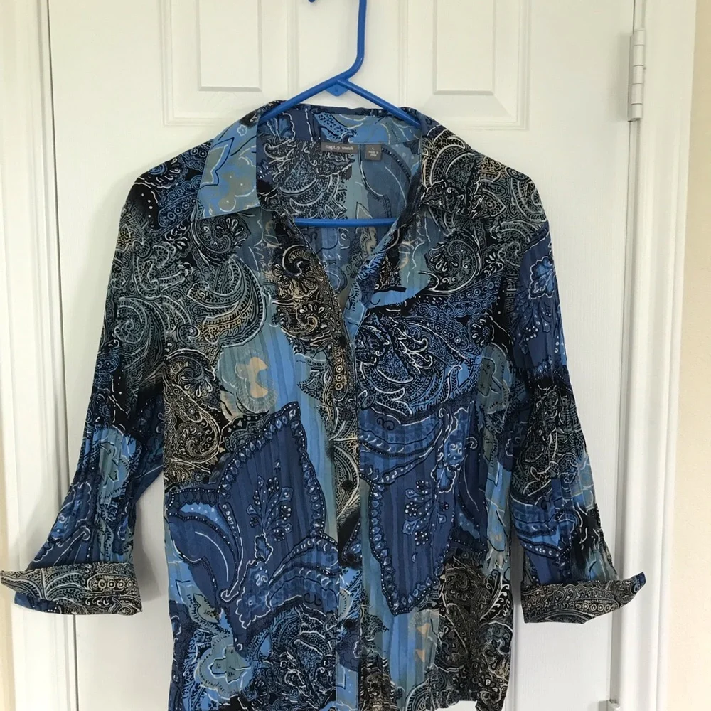 Blue Paisley Button-Up Blouse - Picture 11 of 11